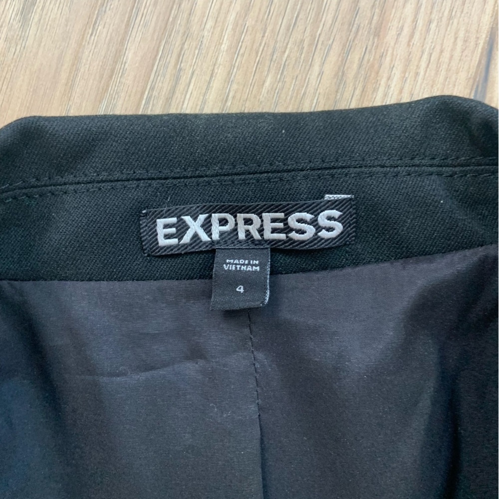 Express Women's Black Blazer One Button Tailored‎ Fit Size 4 Preppy - Picture 3 of 13